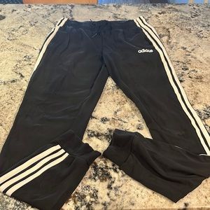 Adidas womens S black and white pocketed leggings